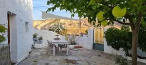 Cuevas Los Coloraos - La Residencia - Olivares