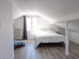 Villas Grande maison renovee a 7 min du metro : photos des chambres