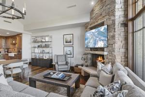 Arrowleaf Lodge at Deer Valley Resort - Two Bedroom Residence #405 condo