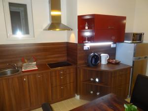 Five Seasons Apartment