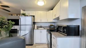 BEACHWAY INN