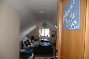 Family Room with Sea View room in The Lookout Ardara
