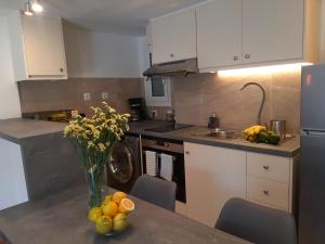 The Splash Suite, Athens