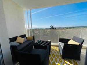 Appartements RAVISSANT T2 AVEC VUE MAGIQUE SUR L'ETANG DE THAU : photos des chambres