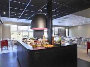 Hotels Campanile Lyon Nord - Ecully : photos des chambres