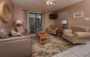 Romar Village 622 condo