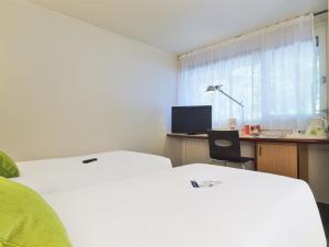 Hotels Campanile Lyon Nord - Ecully : Chambre Lits Jumeaux - Occupation simple