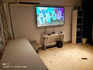 Big Groups Heaven in Central Location