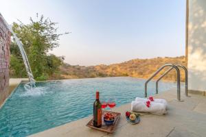 StayVistas Sage Scenery - Mountain-View Villa with Infinity Pool & Terrace