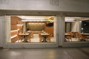 RATHNA RESIDENCY - Near US CONSULATE