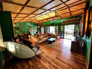 The Parrot Inn Kanchanaburi