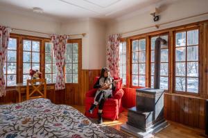 The Lama House by VEO - Serene Mountain Villa, Manali