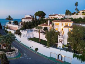 Large Family Villa 500m From Beach with Stunning Views