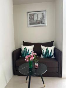 Lengs Place 1 - Studio Unit at Inspiria Condo Beside Abreeza Mall Davao City