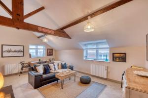The Station Loft City Centre 1-Bed Apartment