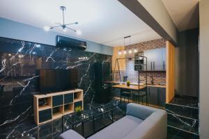 new modern ground floor apartment by the sea