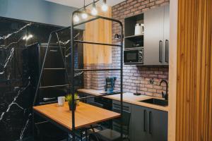 new modern ground floor apartment by the sea