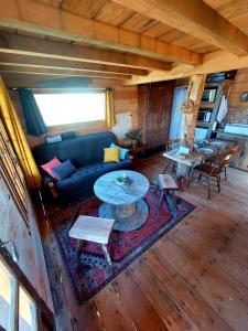 Chalets Cabane insolite TOUT CONFORT Chalet Gites Luzy Morvan Bourgogne : photos des chambres