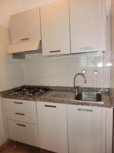 Comfortable apartment with parking near the beach