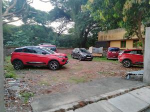 LE PRINCE VILLA STAY with CAR PARKING- triple 9 triple 4 16 double zero