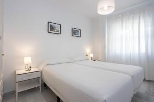 Apartamentos Los Cantaros