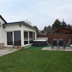 MaZso vendégház Balatonakarattya