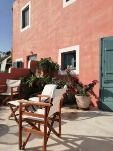 CASA DEI MELOGRANI at Vourlidia Leros - Lakkíon