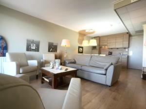 Zeezicht, Kanaalweg 1-408