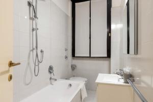 Two-Bedroom Apartment - Via Corridoni 4