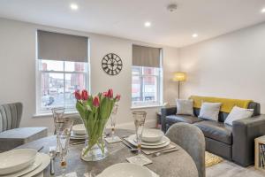 Boutique Living by Lawsons