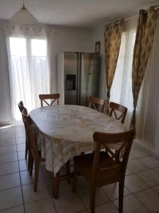 Maison piscine résidence terrasse à 3mn plage