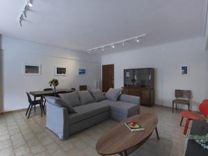 2 bedroom apartment close to childrens hospital