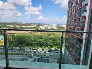 17-Mount Austin Palazio high floor 23pax beautiful street view