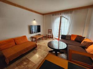 APARTAMENTO EN EL CENTRO a DOS MINUTOS DE LA PLAYA