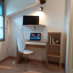 Appartements Appart face au mail : photos des chambres
