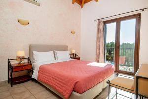 Olive Tree Villas - 400m from the beach, by ZanteWize