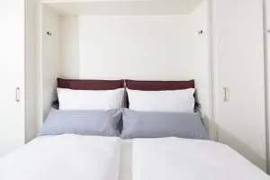 Huber Living Single 301 - غرمرينغ