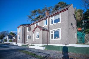 Maytree Cottage - 4 Bedroom Holiday Home - Tenby