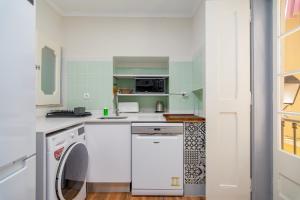 Carmos Residence Art Apartments 1°