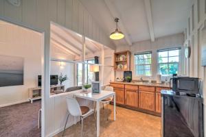 Santa Barbara Studio Near Downtown and Beaches