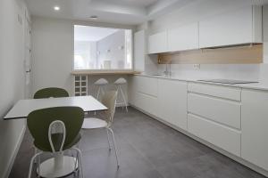 Olabar I - The Rentals Collection