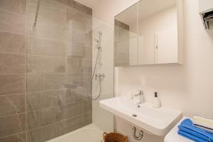 Flexible SelfCheckIns 41 - Zagreb - Luxury - Parking - Loggia - Brand New