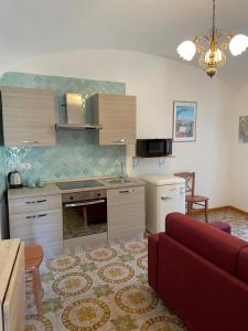 Il Gelso Bianco -The White Mulberry Tree