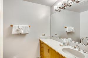 Kaanapali Royal F303