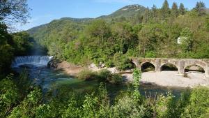 Maisons de vacances Gite en Cevennes du sud, bergerie restauree, 2 a 4 personnes, piscine, vue exceptionnelle, authenticite et confort : photos des chambres