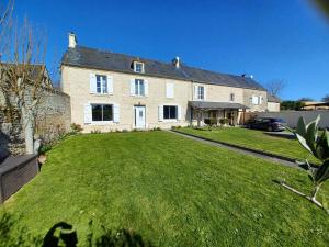 Chez Jeanne - 4hvězdičkové hotely ve městě Saint-Laurent-sur-Mer