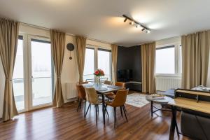 LakeView Apartment 305 Beachfront - Hoteles de 4 estrellas en Fonyód