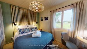 B&B / Chambres d'hotes LA PLANETTE : Chambre Double - Vue sur Jardin