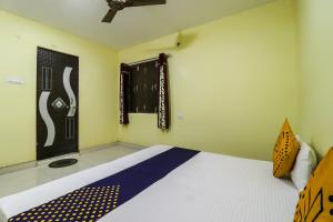 SPOT ON Sarnath Tourist Guest House