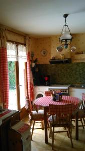 B&B / Chambres d'hotes Les Roses de Mosny : photos des chambres